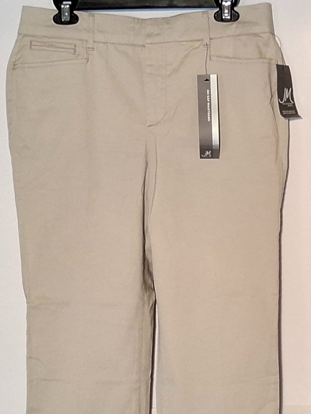 JM Collection Petite Capri Khaki Pants
